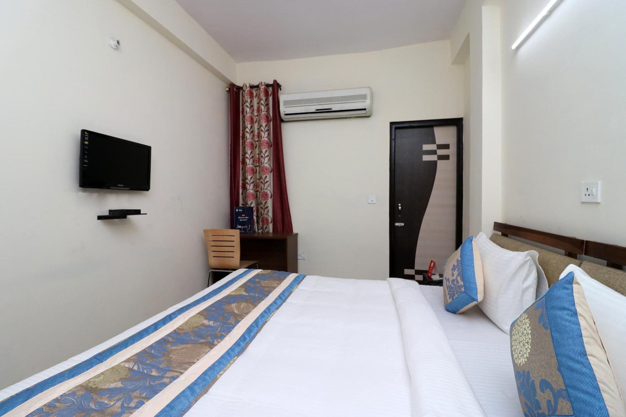 נוידה Oyo Triage Home Stay מראה חיצוני תמונה