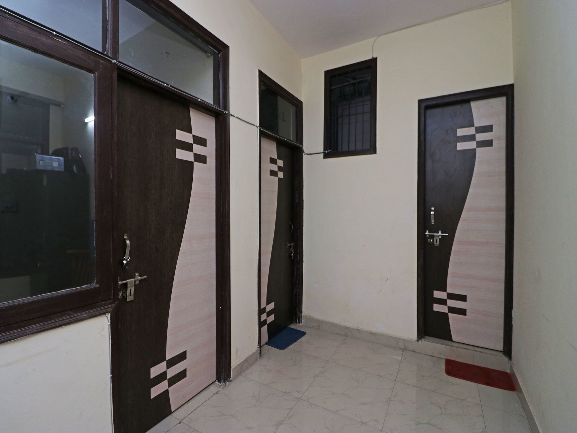 נוידה Oyo Triage Home Stay מראה חיצוני תמונה