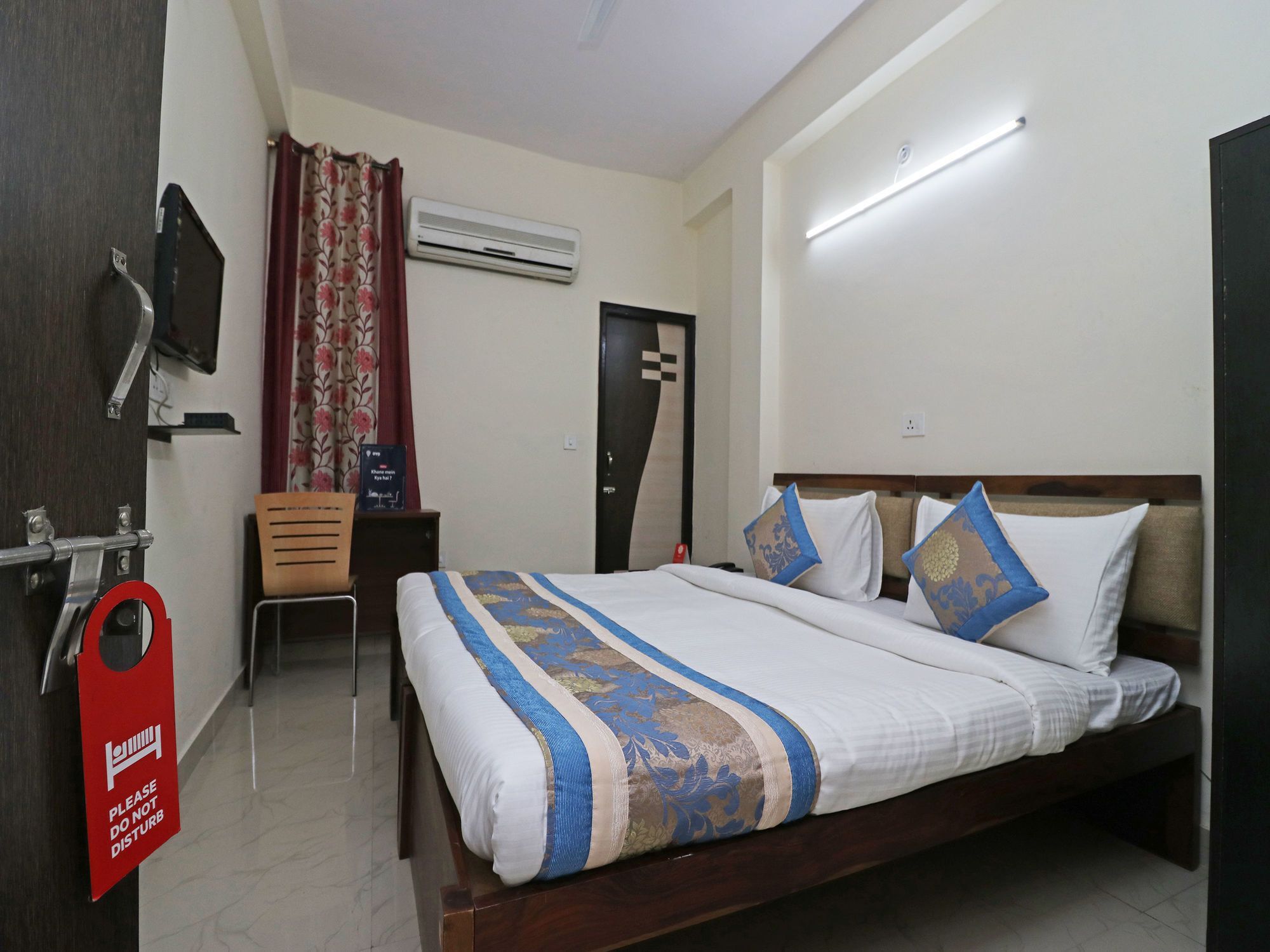 נוידה Oyo Triage Home Stay מראה חיצוני תמונה