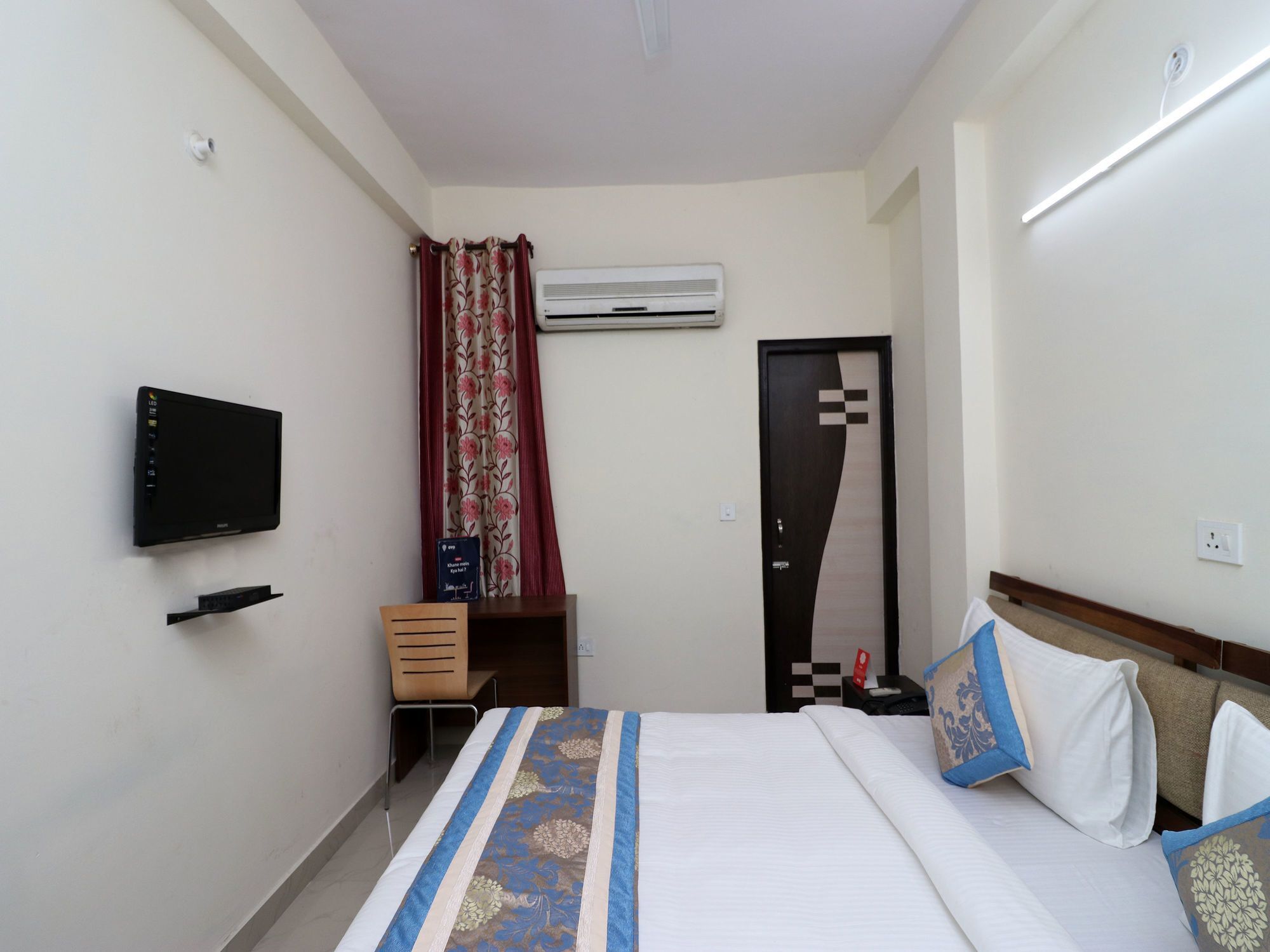 נוידה Oyo Triage Home Stay מראה חיצוני תמונה