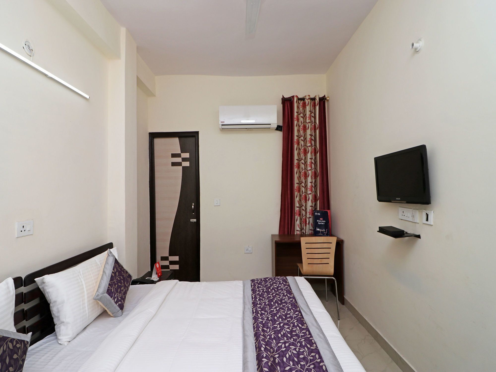 נוידה Oyo Triage Home Stay מראה חיצוני תמונה